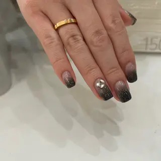 ネイル セプトアカデミー 蔭山のネイルデザイン