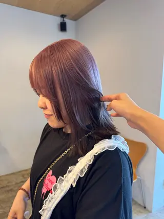 ミディアム カラー 咲良 / allum 鈴鹿のヘアスタイル