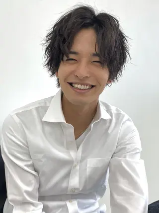 ミディアム 艶カラー/フェイス レイヤー/たむのヘアスタイル