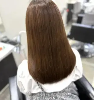 セミロング パーマ 縮毛矯正リピート90 %超/髪質改善/井口のヘアスタイル