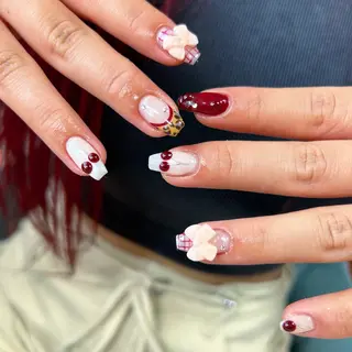 ネイル Laki nailのネイルデザイン