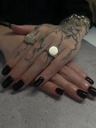 ネイル HENECY🎀 Rinのネイルデザイン