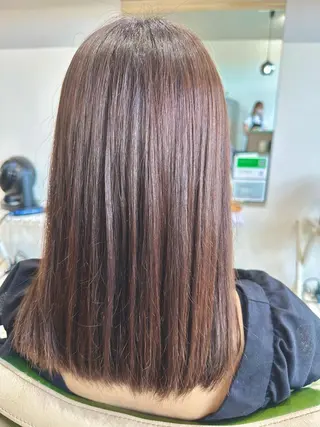 ミディアム 飯泉 春乃のヘアスタイル