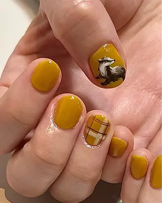 ネイル FIORITURA Maikoのネイルデザイン