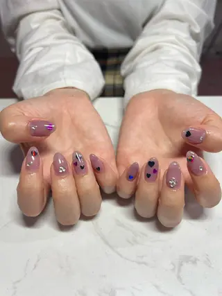 ネイル ちゅるんネイル🪄 耳ツボジュエリー🔗のネイルデザイン