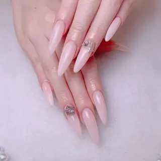 ネイル Amina nail salonのネイルデザイン