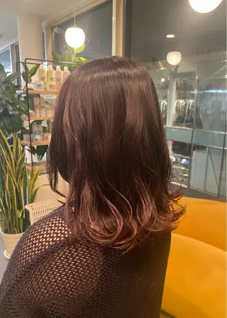 ミディアム DIFINOaoyama所属・🎧ayaka/ボブ /透明感カラー 🩵のヘアスタイル