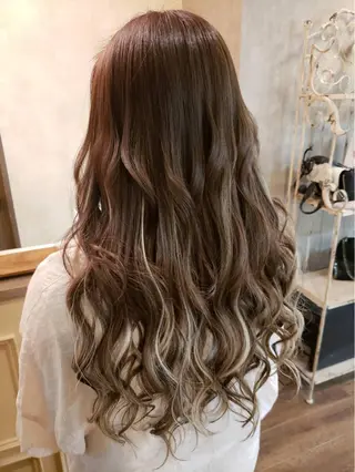 ロング カラー MagicMush ✴︎シールエクステのヘアスタイル