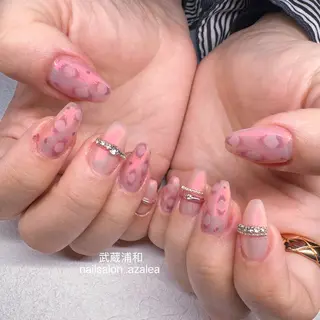 ネイル R inのネイルデザイン