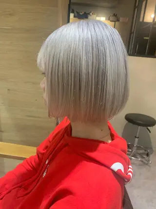 ショート カラー Fuuu《フゥ》所属・シノザキ シンゴのヘアスタイル