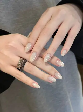 ネイル JINIE689 ジンのネイルデザイン