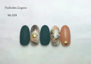 ネイル Am:nail 柏 SUE（スゥ）のネイルデザイン