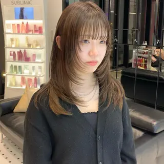 セミロング ハッシュカット/ハイ トーン/MANAMIのヘアスタイル