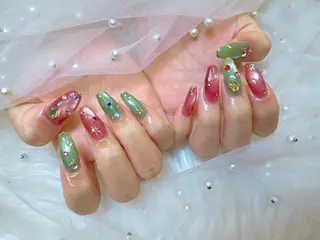 ネイル クイーンズネイル銀座所属・Queeens nailのネイルデザイン
