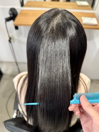 ロング Ceaven 溝の口【セヴン】所属・ツヤツヤ縮毛矯正 men'sカット小山のヘアスタイル