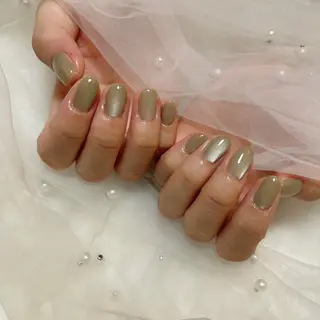 ネイル EmaNail天満橋店所属・EmaNail Risaのネイルデザイン