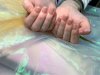 ネイル pink ladyサロン所属・べ にのネイルデザイン