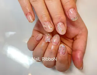 ネイル ネイルリボン 受付スタッフのネイルデザイン
