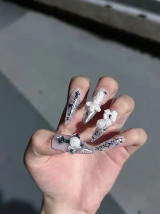 ネイル Lignal.liit【リグナルリット】所属・Lignalliit KANAKO🦭のネイルデザイン