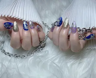 ネイル RAFFINE 月🦋🩵のネイルデザイン