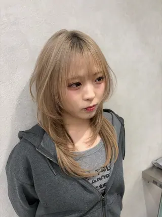 セミロング Yuta✂︎ 韓国レイヤー🪽のヘアスタイル