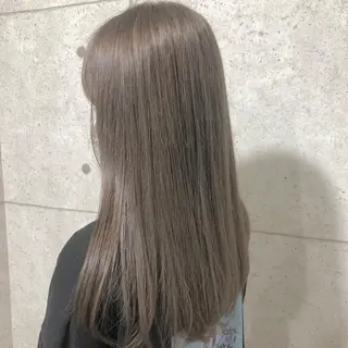セミロング カラー miki 🦎のヘアスタイル
