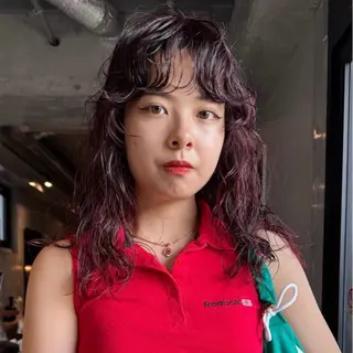 セミロング パーマ 前野 日奈のヘアスタイル