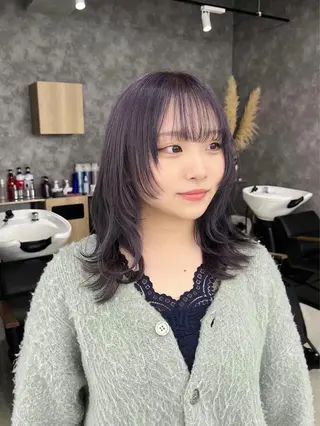 ミディアム カラー パーマ ヘアアレンジ メンズ キッズ ネイル マツエク・マツパ アイブロウ 🐺ウルフ×ハイトー ン🖤Yukinoのヘアスタイル