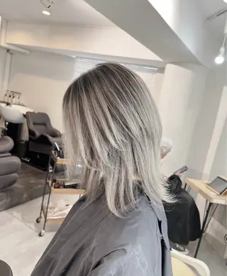 ミディアム カラー ROBIN所属・指名数No.1 /NAOYAのヘアスタイル