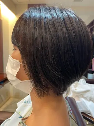 ショート こすげひろと カラー講師のヘアスタイル