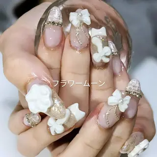 ネイル フラワー ムーンのネイルデザイン