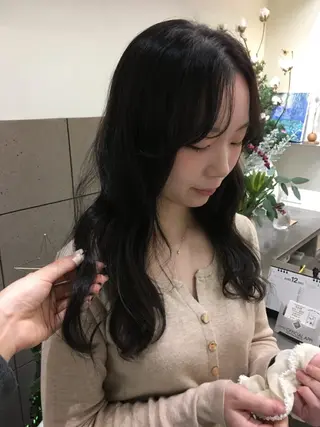 ロング natsuki /HUI 金山のヘアスタイル