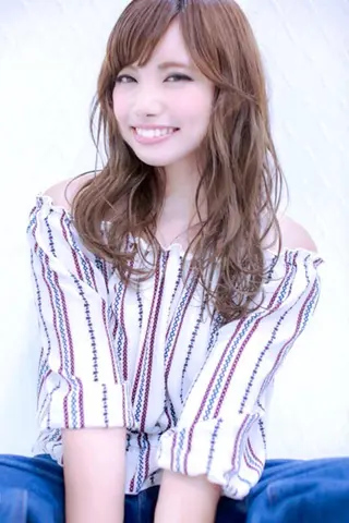 ロング nolla（ノーラ）所属・YOKOI SHINJIのヘアスタイル