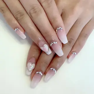 ネイル 💎🐰 saki. m 🐰💎のネイルデザイン