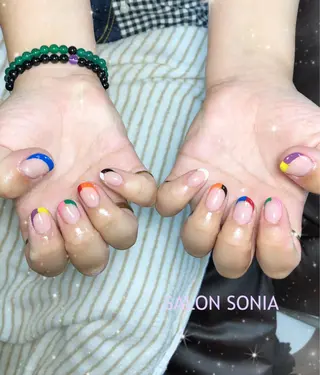 ネイル 小顔・毛穴・たるみ ネイル　似内真樹のエステ・リラクイメージ