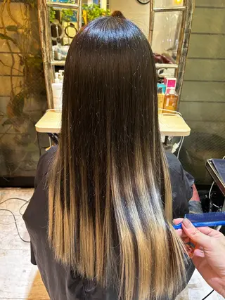 ロング カラー 6Dエクステ 板橋店のヘアスタイル