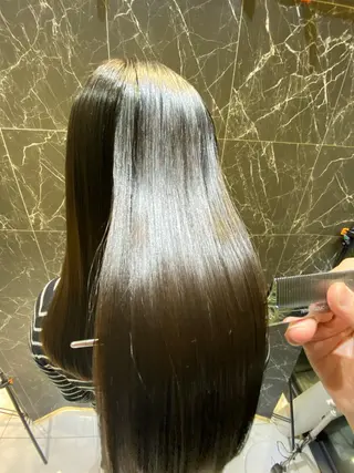 ロング 🔸縮毛矯正/髪質 改善カラー石崎🔸のヘアスタイル