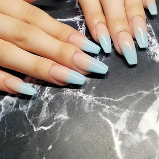 セミロング ネイル クロキ 。のネイルデザイン