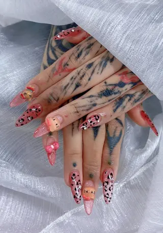 ネイル 佐藤 依娜のネイルデザイン