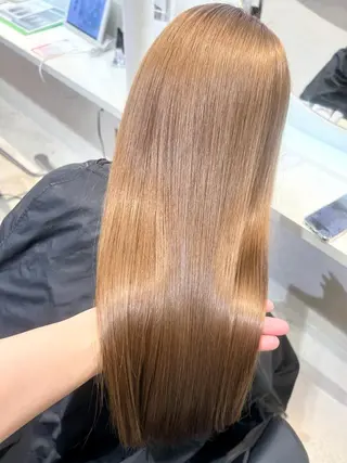 ロング 尾森紳哉💎透明感/ デザインカラーのヘアスタイル