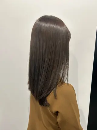 ミディアム 山下颯羽 /ワンカラーのヘアスタイル