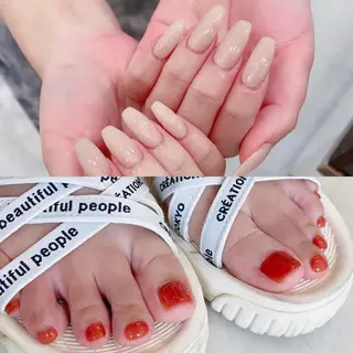 ネイル 【山岡】 ロイヤル•セラピストのネイルデザイン