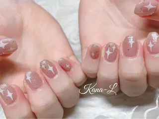 ネイル 芦辺 香奈のネイルデザイン