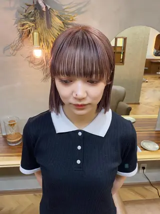 ショート 髪と音処　マトぺ所属・デザインカラー/ボブ ブリーチカラー/ユリのヘアスタイル