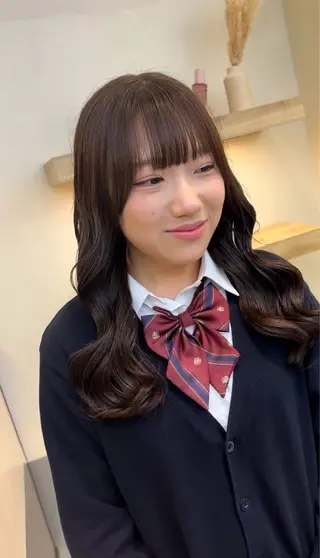 セミロング パーマ コテ巻き風パーマ✨ かつみのヘアスタイル