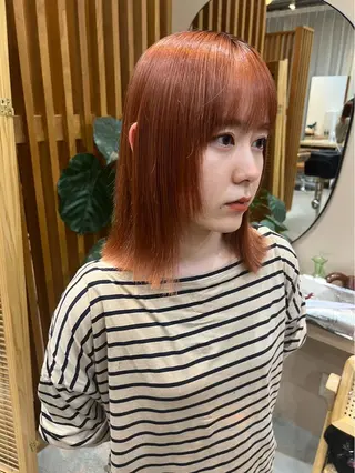 ミディアム カラー 阿久津真衣 似合わせカットのヘアスタイル