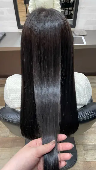 ロング カラー bellescheveux所属・SHEERIE🌿 阿部羽玖のヘアスタイル