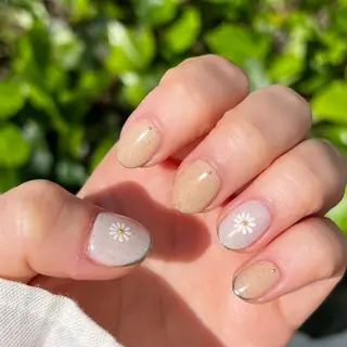 ネイル Laumi NAIL SALON（ラウミーネイルサロン）所属・U Nanaseのネイルデザイン