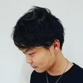 メンズ ブリーチ/ヘアケア/ 艶髪/イギチハルのヘアスタイル