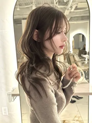 ロング kiti SAKAE所属・HARU/顔周り /ワンホンレイヤーのヘアスタイル